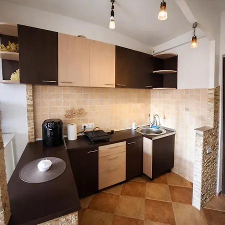 Апартаменты Alexandra's *